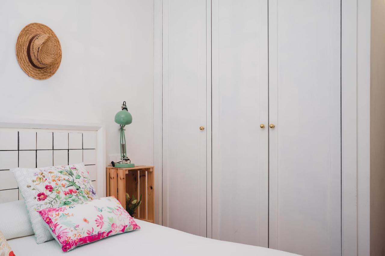 Apartamentos Lorien Milladoiro Dış mekan fotoğraf