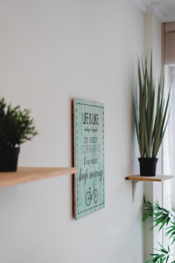 Apartamentos Lorien Milladoiro Dış mekan fotoğraf